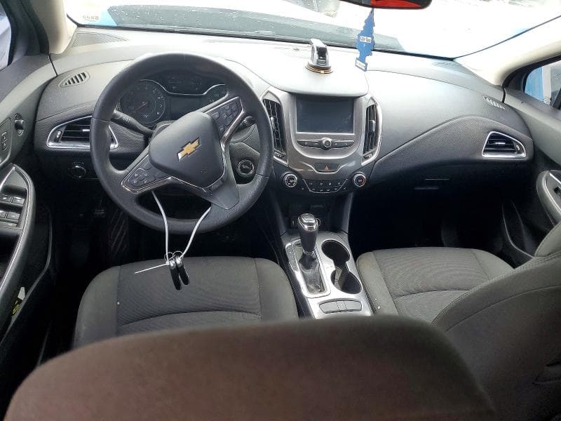 2017 CHEVROLET CRUZE LT 8