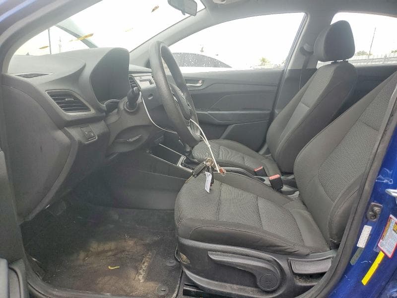 2020 HYUNDAI ACCENT SE 7