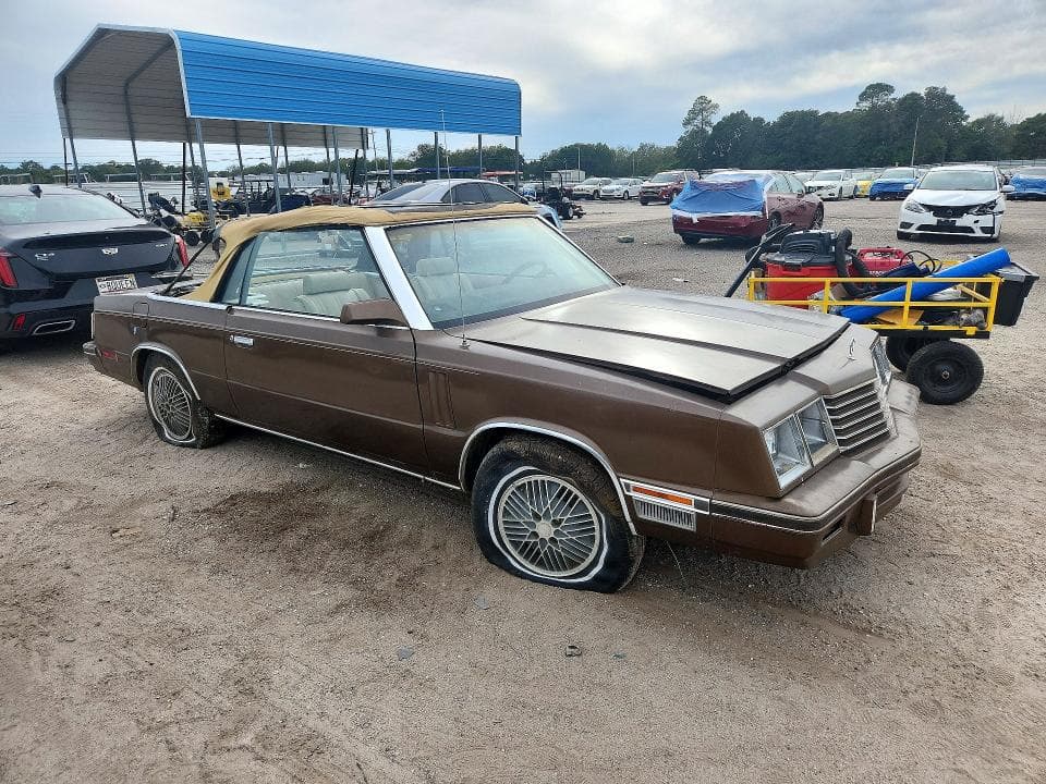 1984 DODGE 600 4
