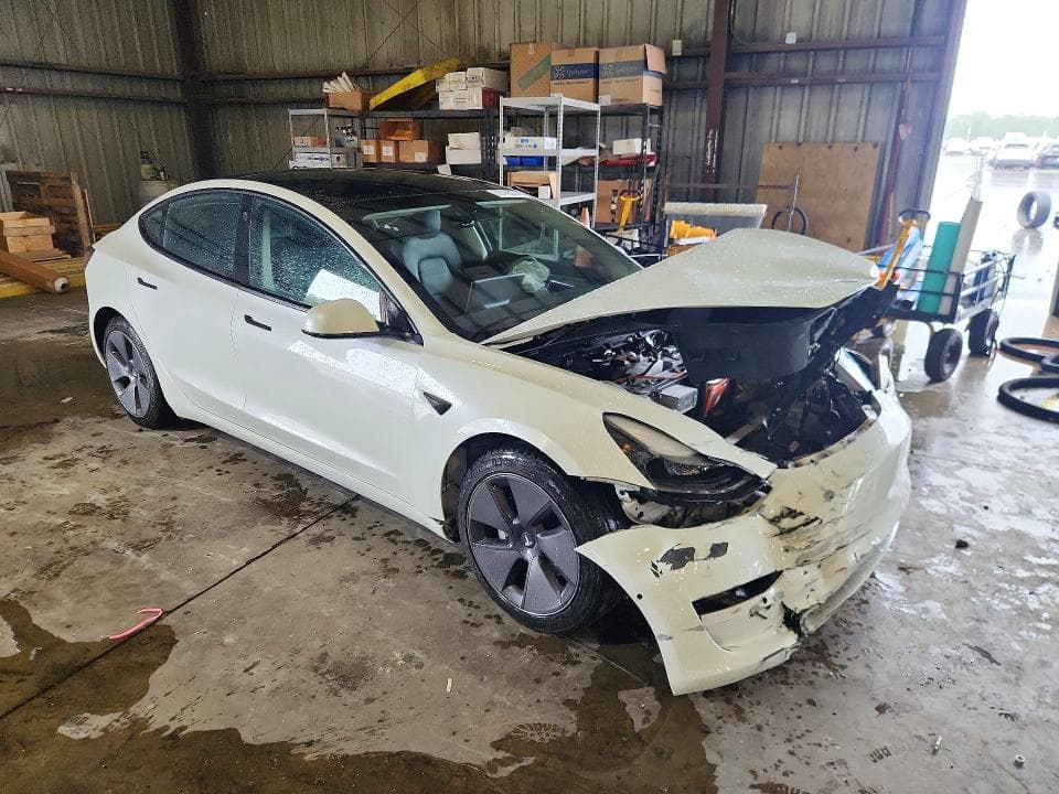 2022 TESLA MODEL 3 4