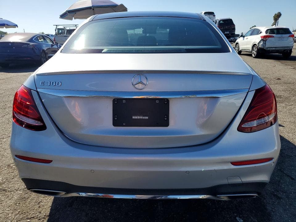 2017 MERCEDES-BENZ E 300 6