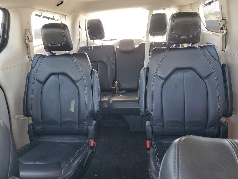 2022 CHRYSLER PACIFICA TOURING L 10