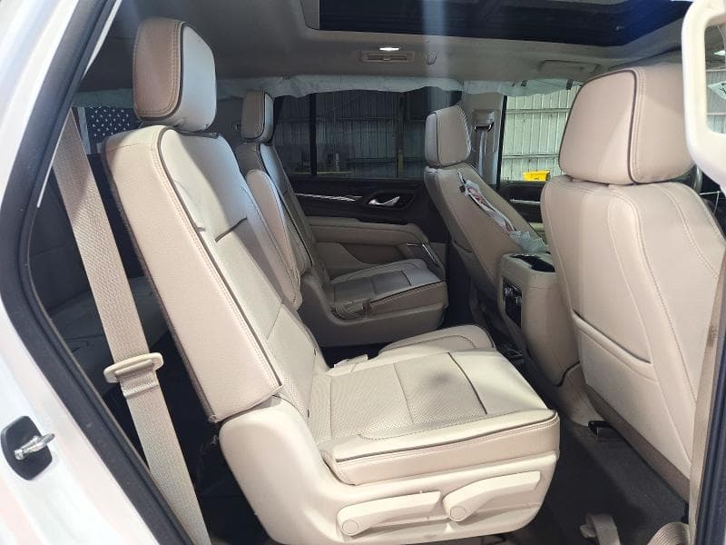 2022 GMC YUKON DENALI 11
