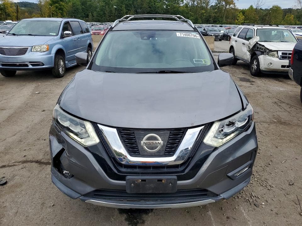 2017 NISSAN ROGUE SL 5
