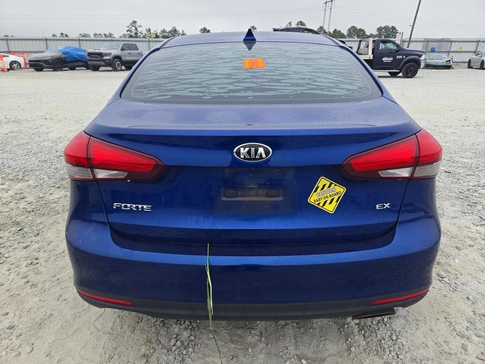 2018 KIA FORTE EX 6