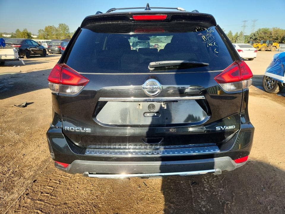 2017 NISSAN ROGUE SV 6