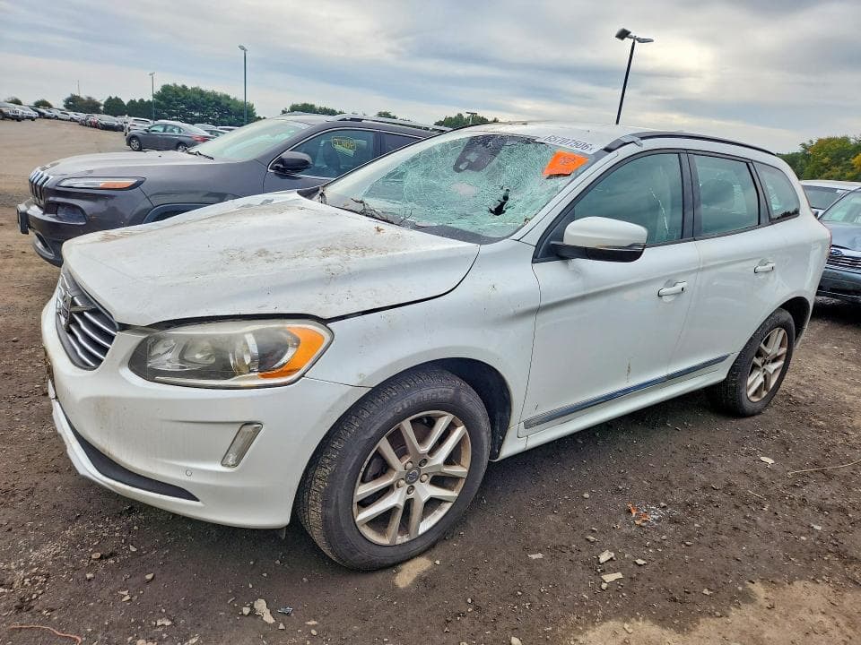 2017 VOLVO XC60 T5