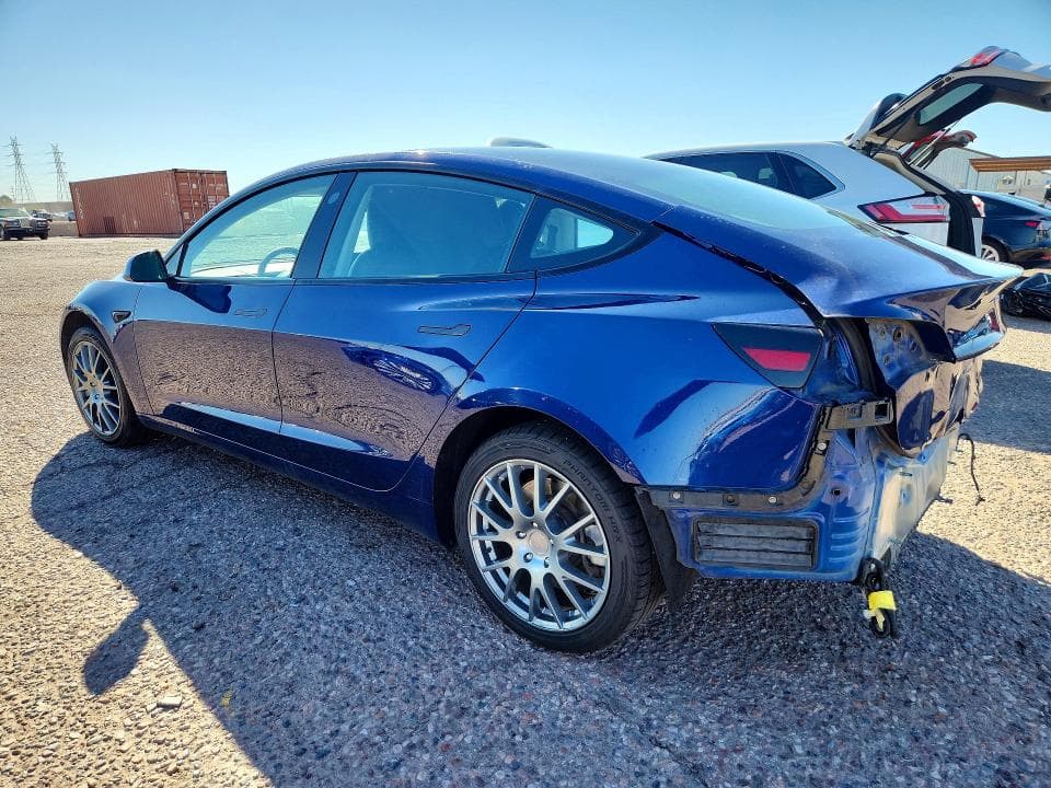 2022 TESLA MODEL 3 2