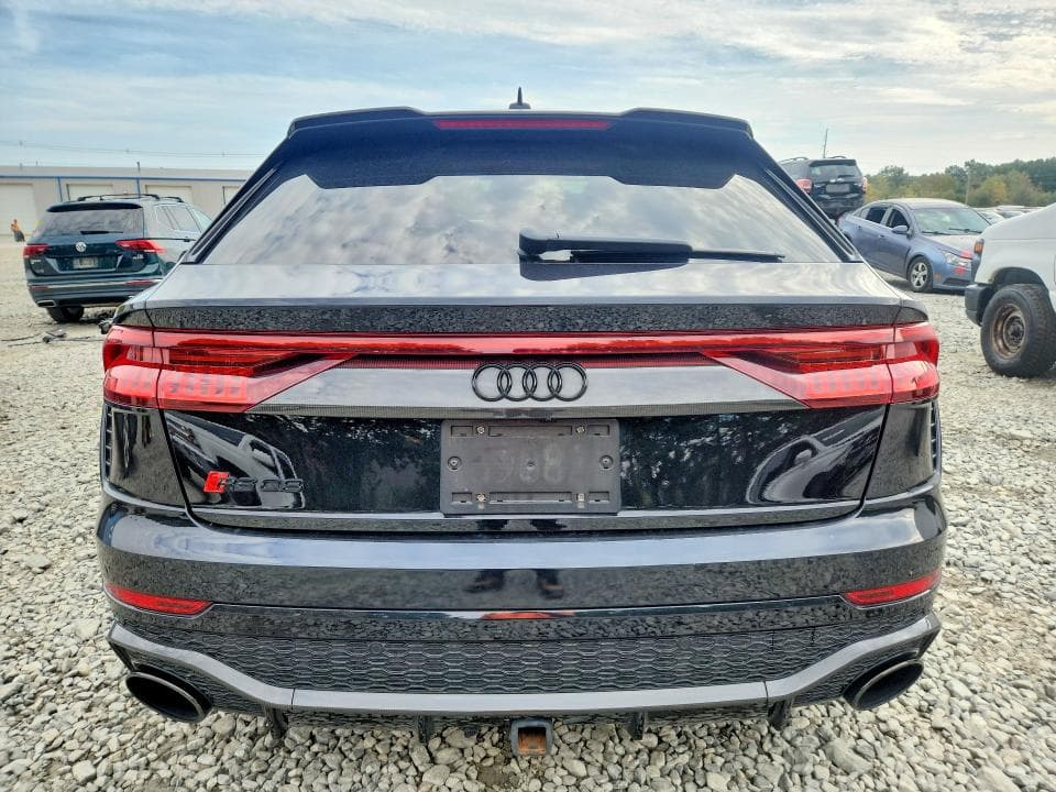 2021 AUDI RS Q8 6