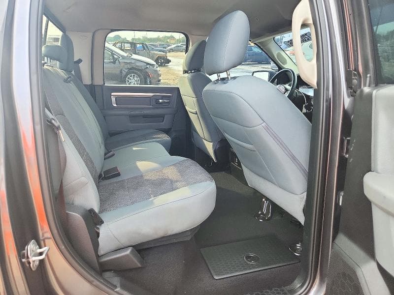 2018 RAM 1500 SLT 10
