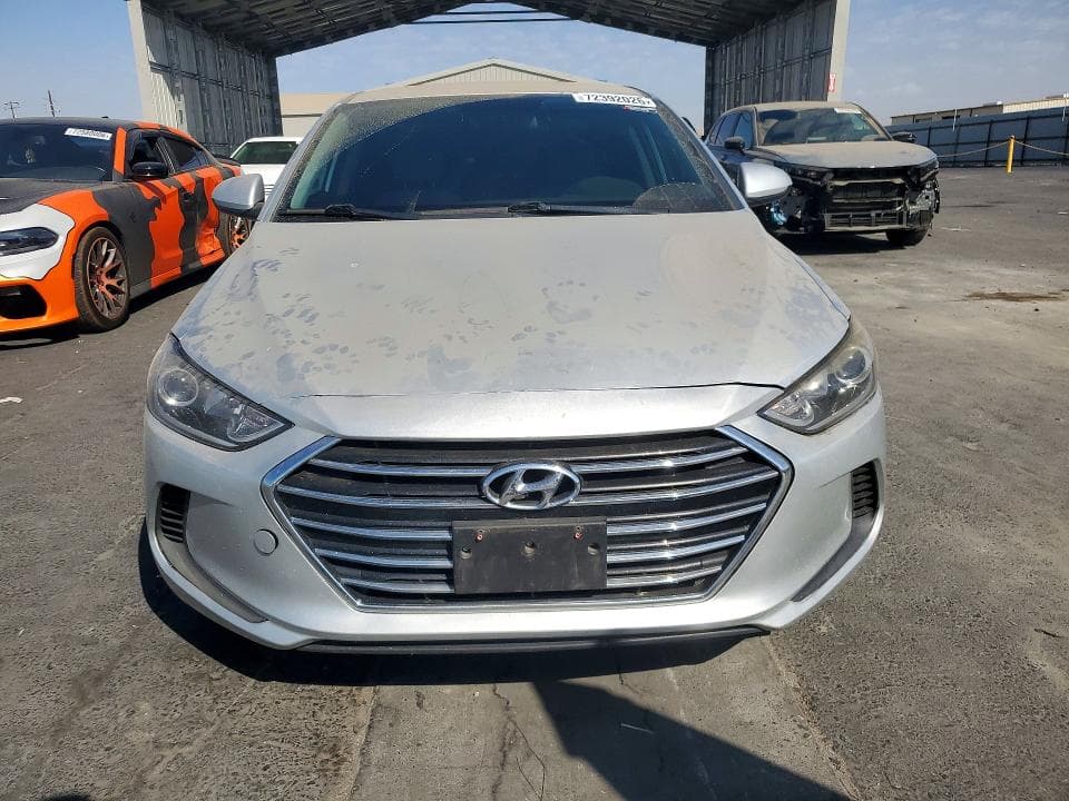 2017 HYUNDAI ELANTRA SE 5