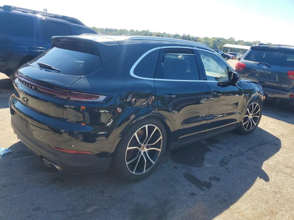 2026 PORSCHE CAYENNE SE HYBRID 3