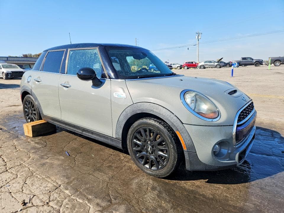 2017 MINI COOPER S 4