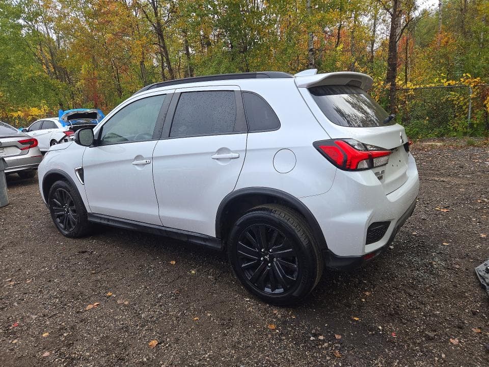 2023 MITSUBISHI RVR SE 2