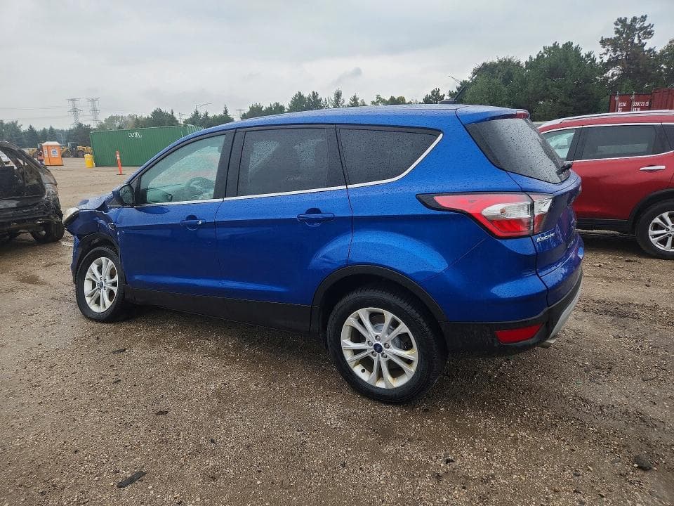 2017 FORD ESCAPE SE 2