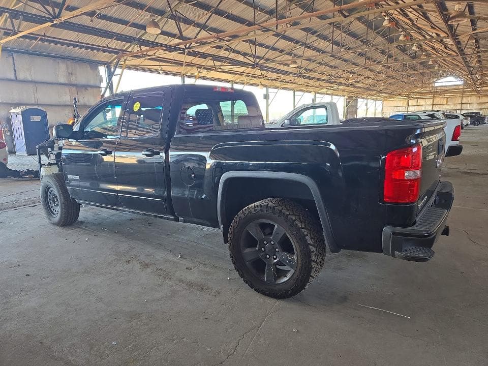 2018 GMC SIERRA C1500 SLE 2