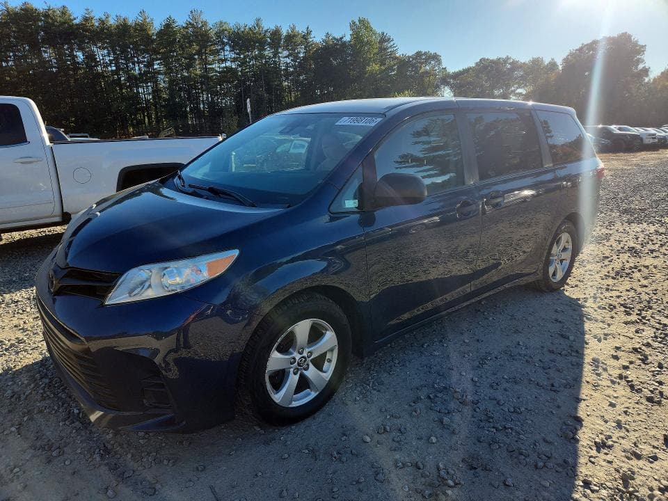 2020 TOYOTA SIENNA L