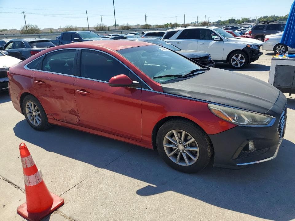 2018 HYUNDAI SONATA SE 4