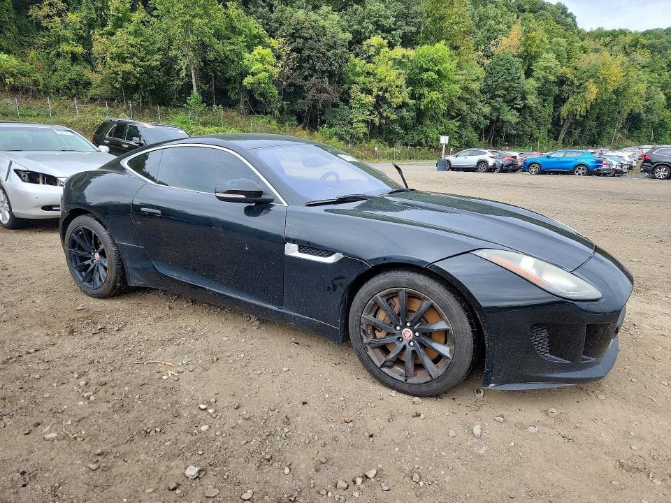 2017 JAGUAR F-TYPE 4