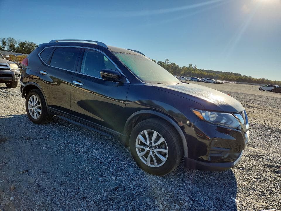 2017 NISSAN ROGUE SV 4