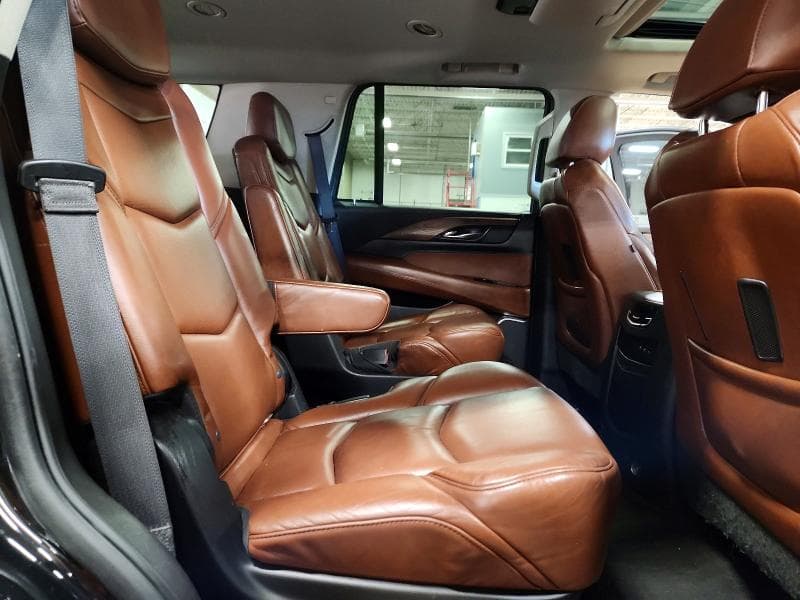 2019 CADILLAC ESCALADE LUXURY 11
