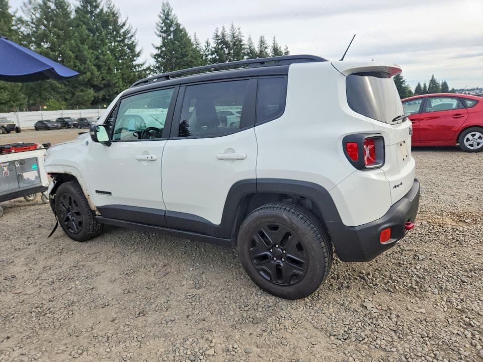 2017 JEEP RENEGADE TRAILHAWK 2