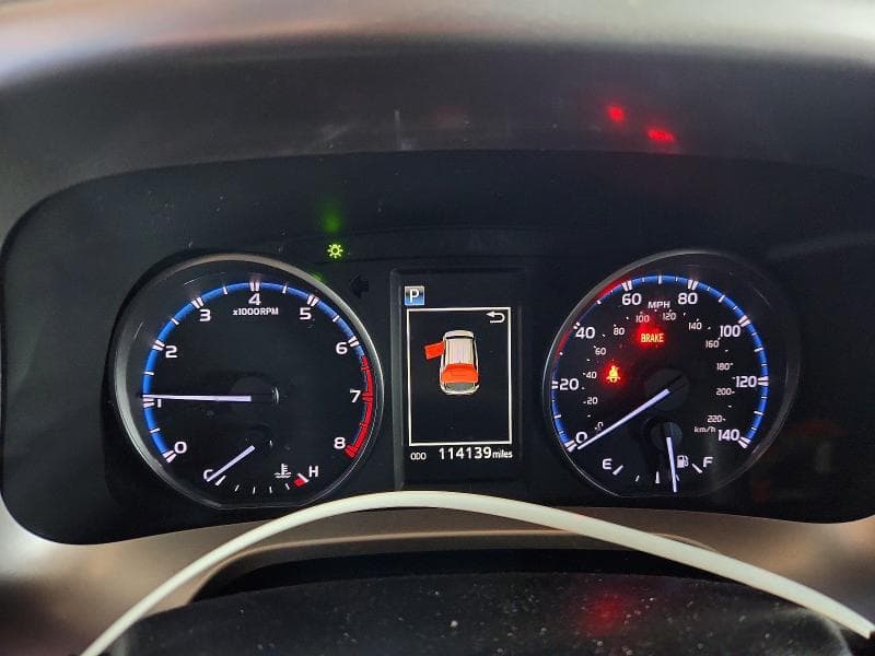 2018 TOYOTA RAV4 LE 9
