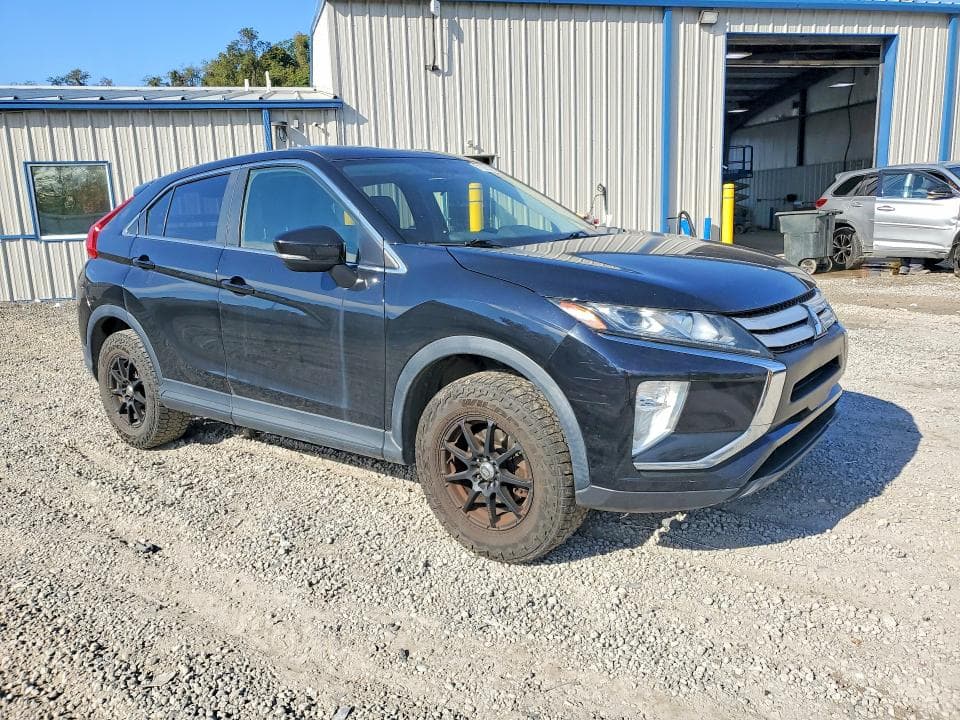 2019 MITSUBISHI ECLIPSE CROSS ES 4