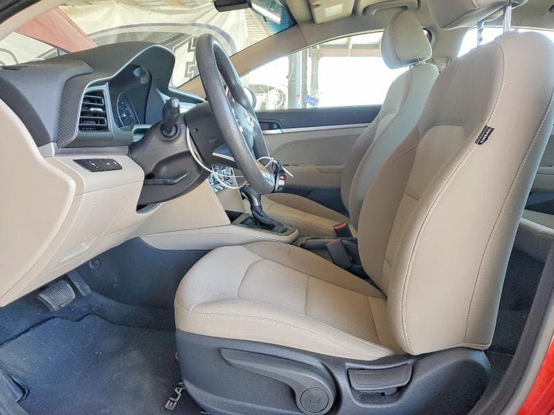2020 HYUNDAI ELANTRA SE 7