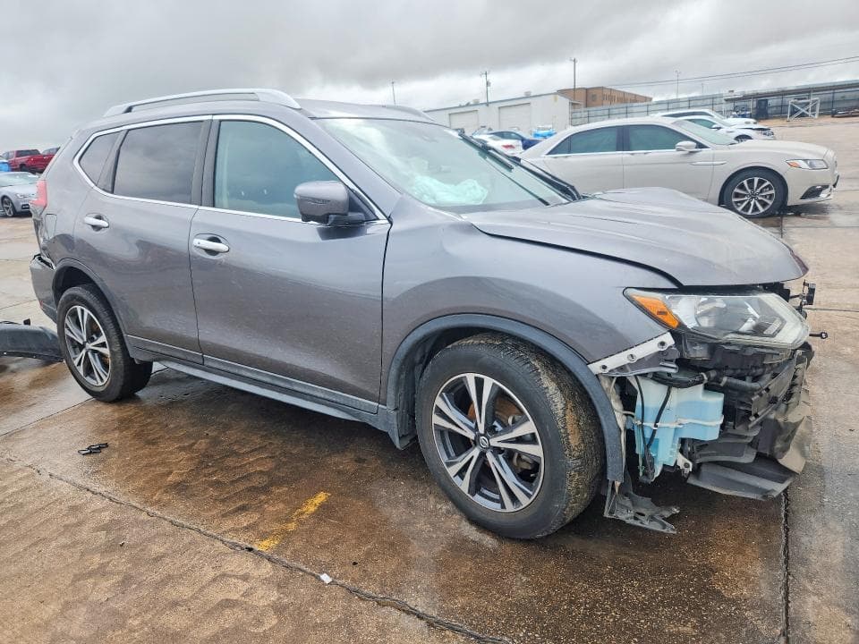 2019 NISSAN ROGUE SV 4