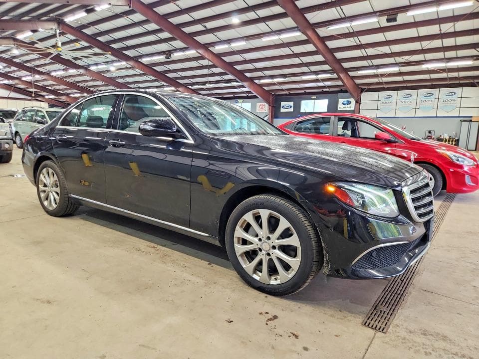 2017 MERCEDES-BENZ E 300 4MATIC 4