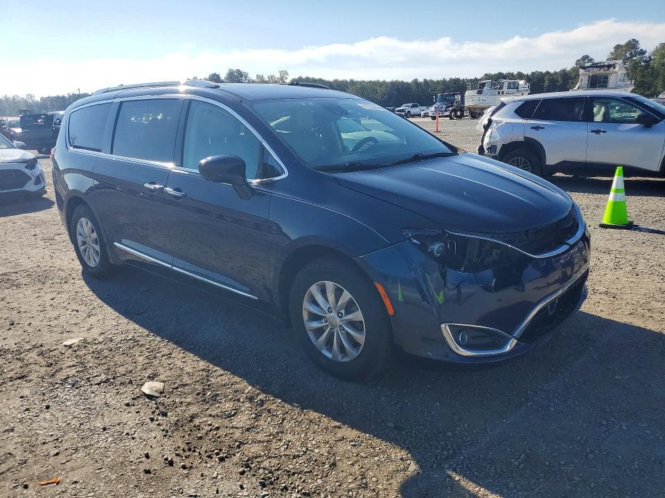 2018 CHRYSLER PACIFICA TOURING L PLUS 4