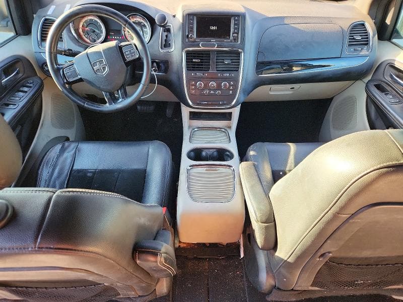 2017 DODGE GRAND CARAVAN 8