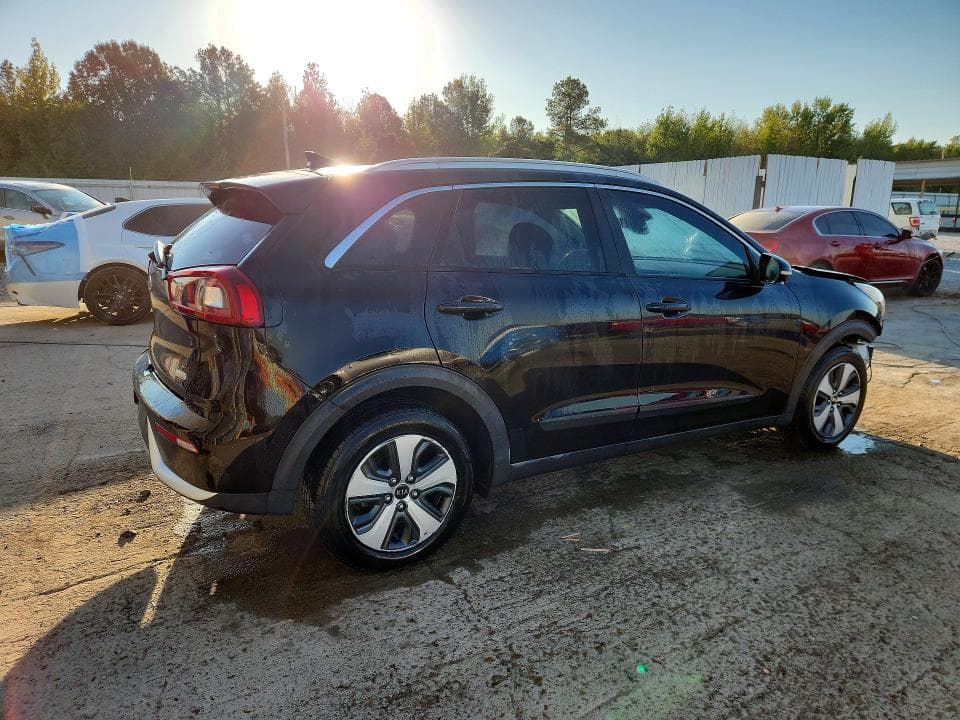 2017 KIA NIRO EX 3