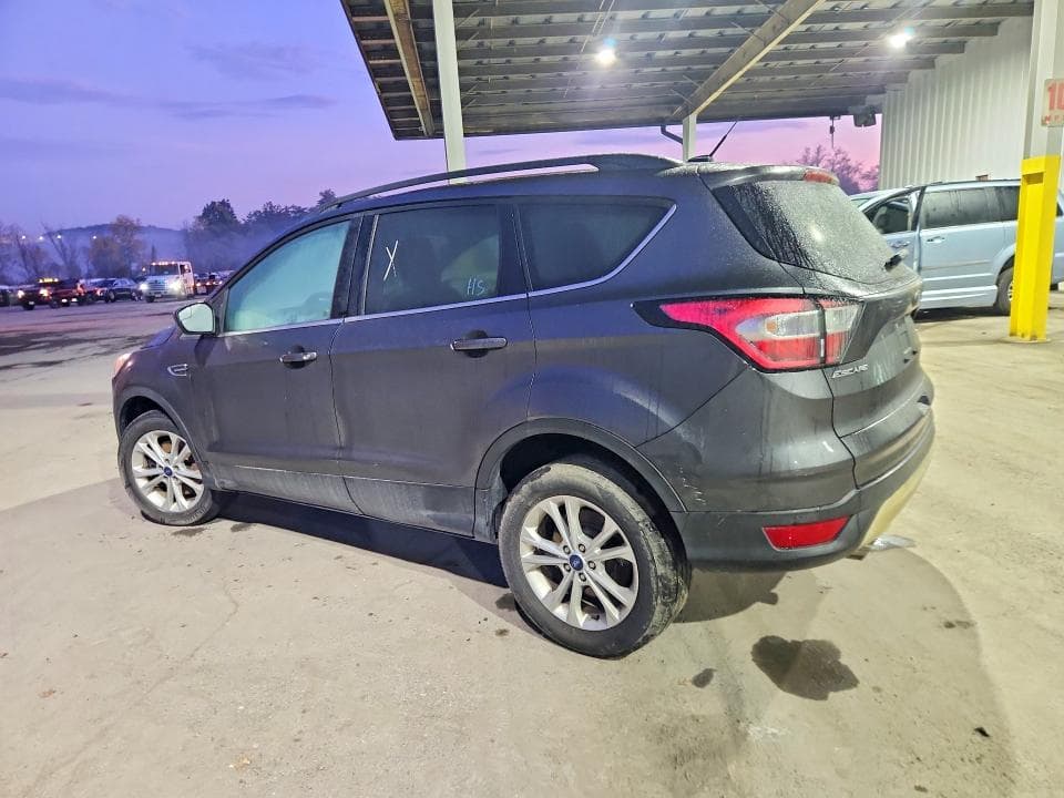 2018 FORD ESCAPE SE 2