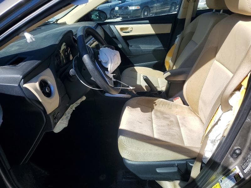 2017 TOYOTA COROLLA LE 7