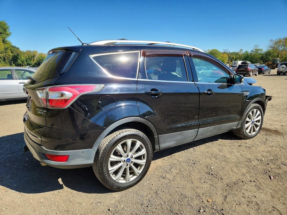 2017 FORD ESCAPE TITANIUM 3