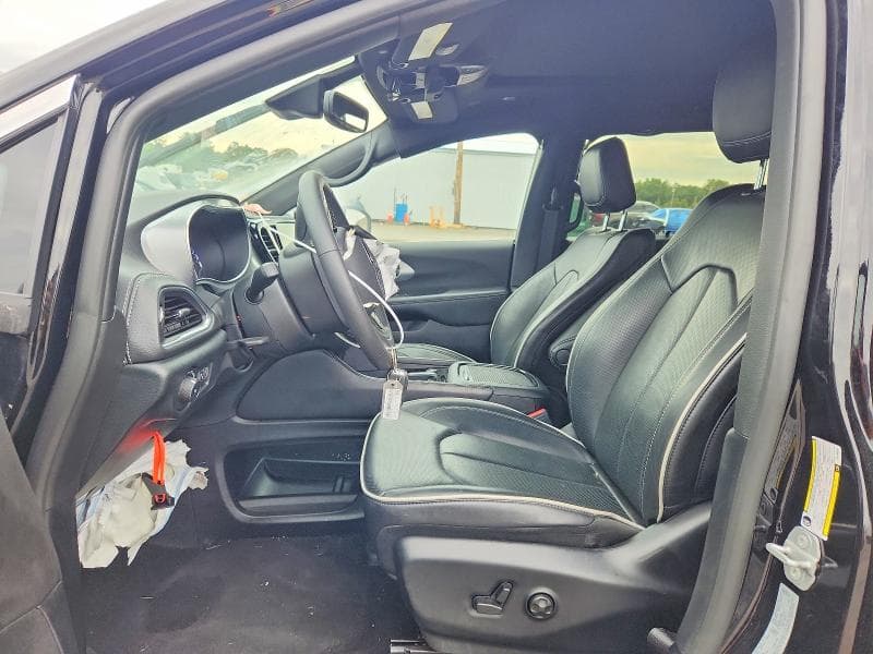 2026 CHRYSLER PACIFICA LIMITED 7