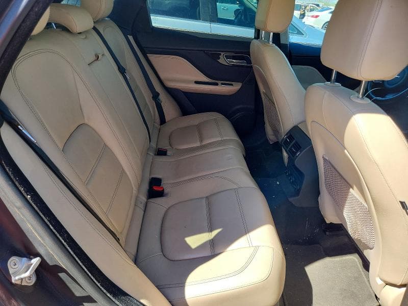 2017 JAGUAR F-PACE PRESTIGE 10