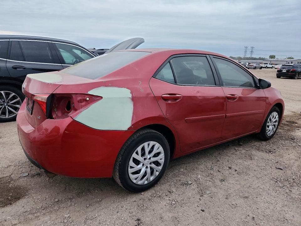 2018 TOYOTA COROLLA LE 3