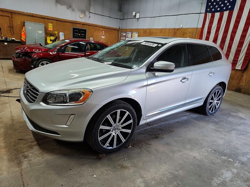 2017 VOLVO XC60 T6 INSCRIPTION