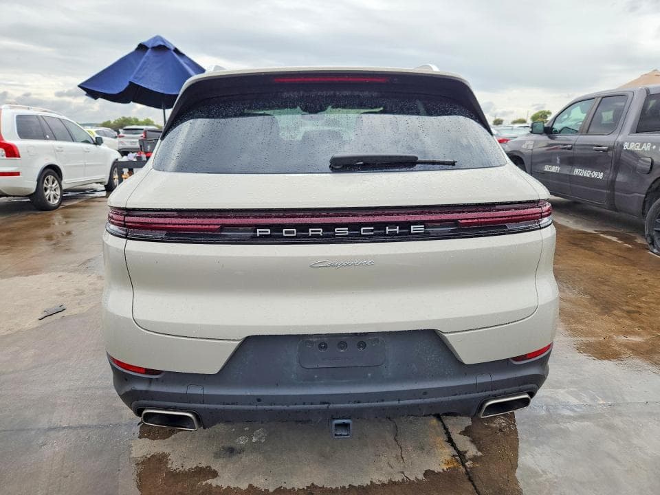 2025 PORSCHE CAYENNE 6