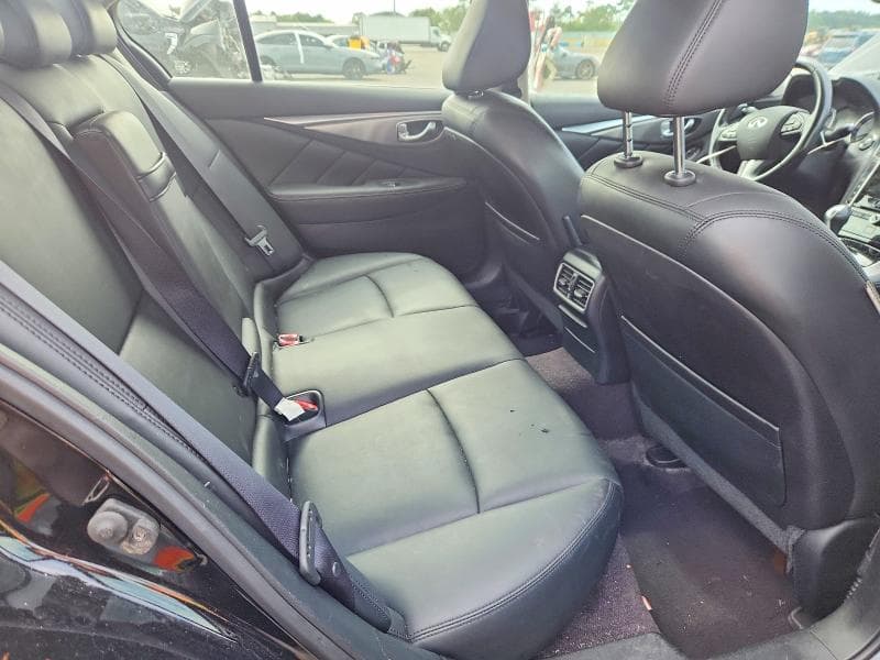 2017 INFINITI Q50 2.0T 10