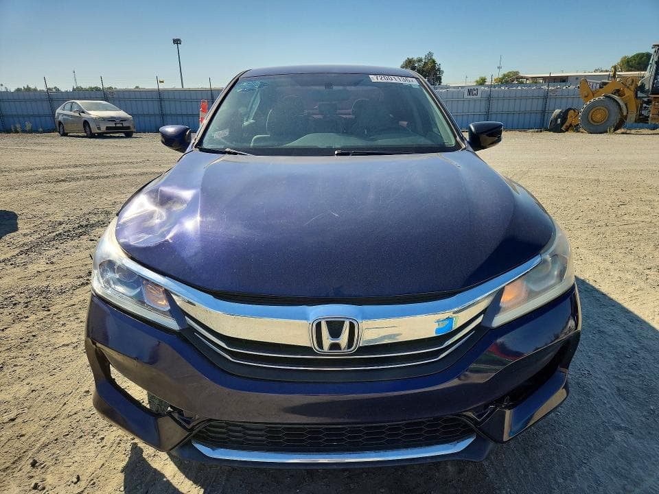 2017 HONDA ACCORD LX 5