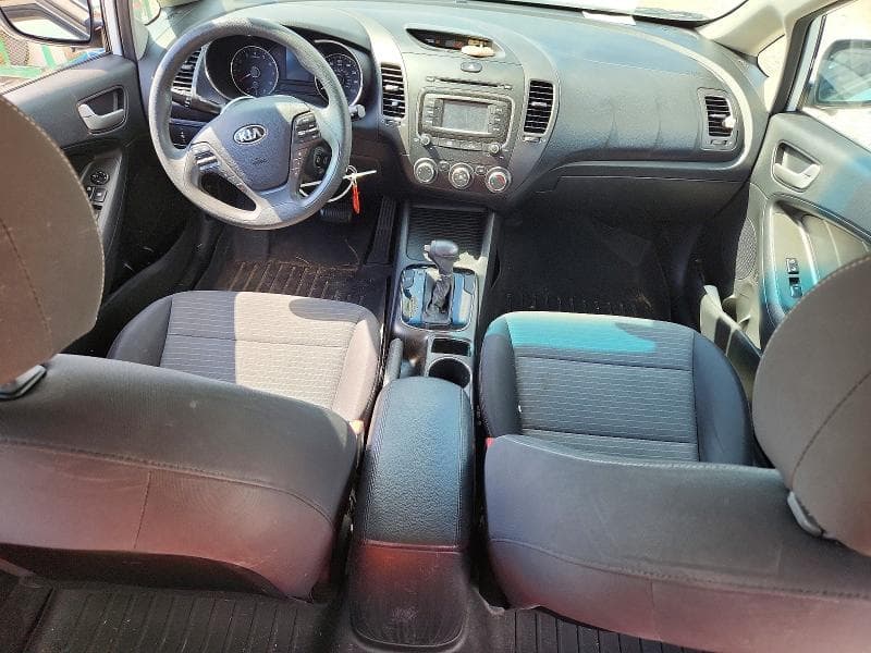 2017 KIA FORTE LX 8