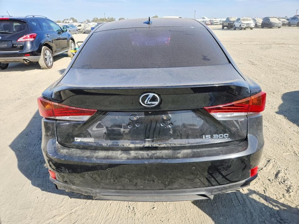 2018 LEXUS IS 300 6