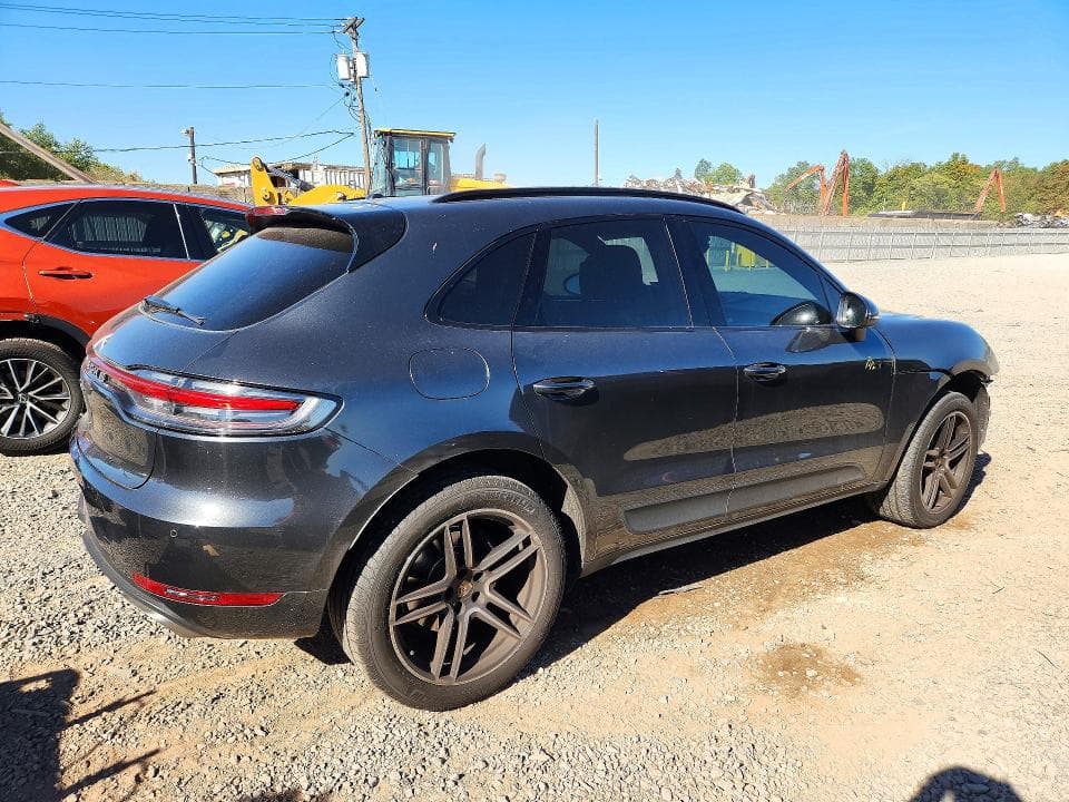 2020 PORSCHE MACAN 3