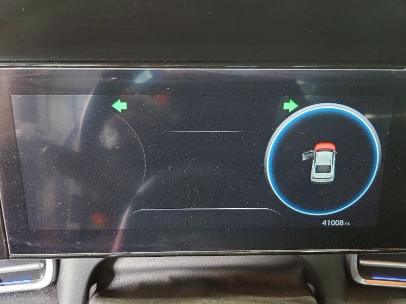 2025 HYUNDAI ELANTRA SEL 9
