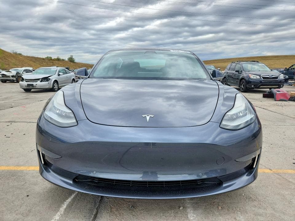 2019 TESLA MODEL 3 5