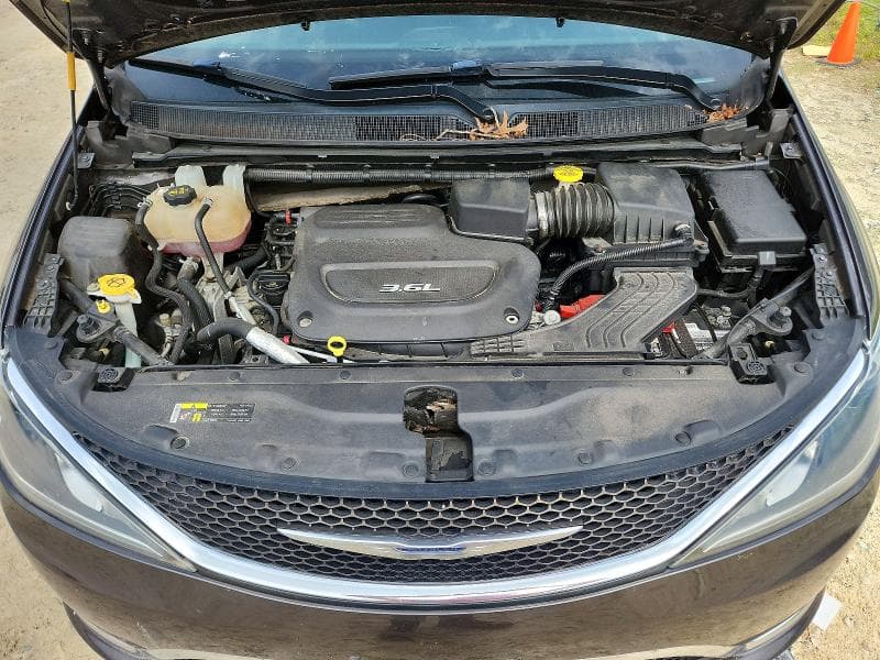 2017 CHRYSLER PACIFICA TOURING L 12